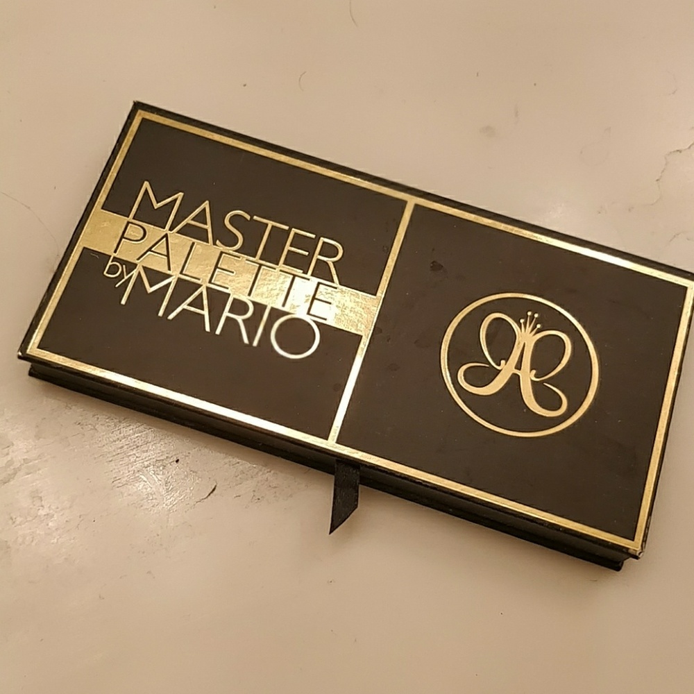 Anastasia Master Palette by Mario